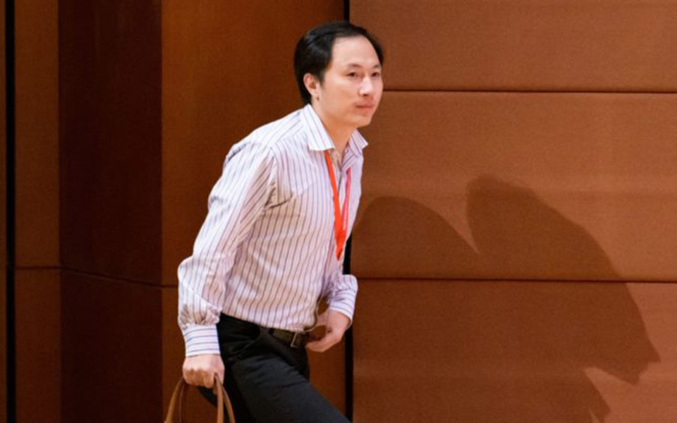 Image of He Jiankui at Second International Summit on Human Genome Editing in Hong Kong