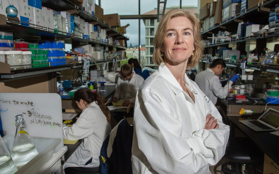 Doudna in lab discussing CRISPR